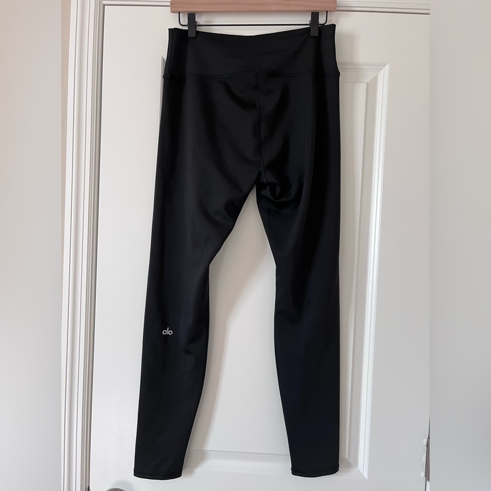 ALO Yoga Black Leggings Essential Bottoms